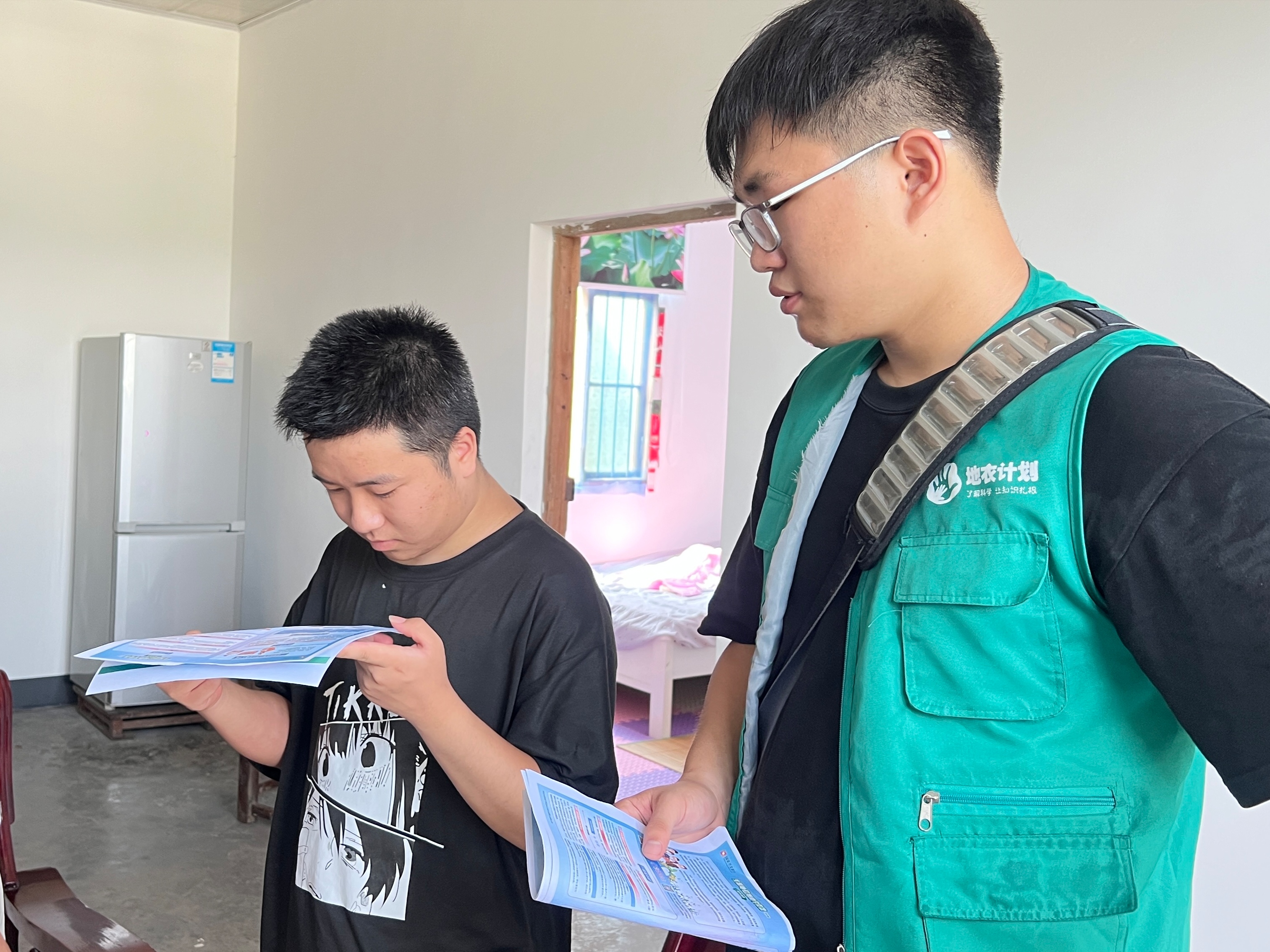 图为国家生源地助学金讲解,张锦睿摄.jpg
