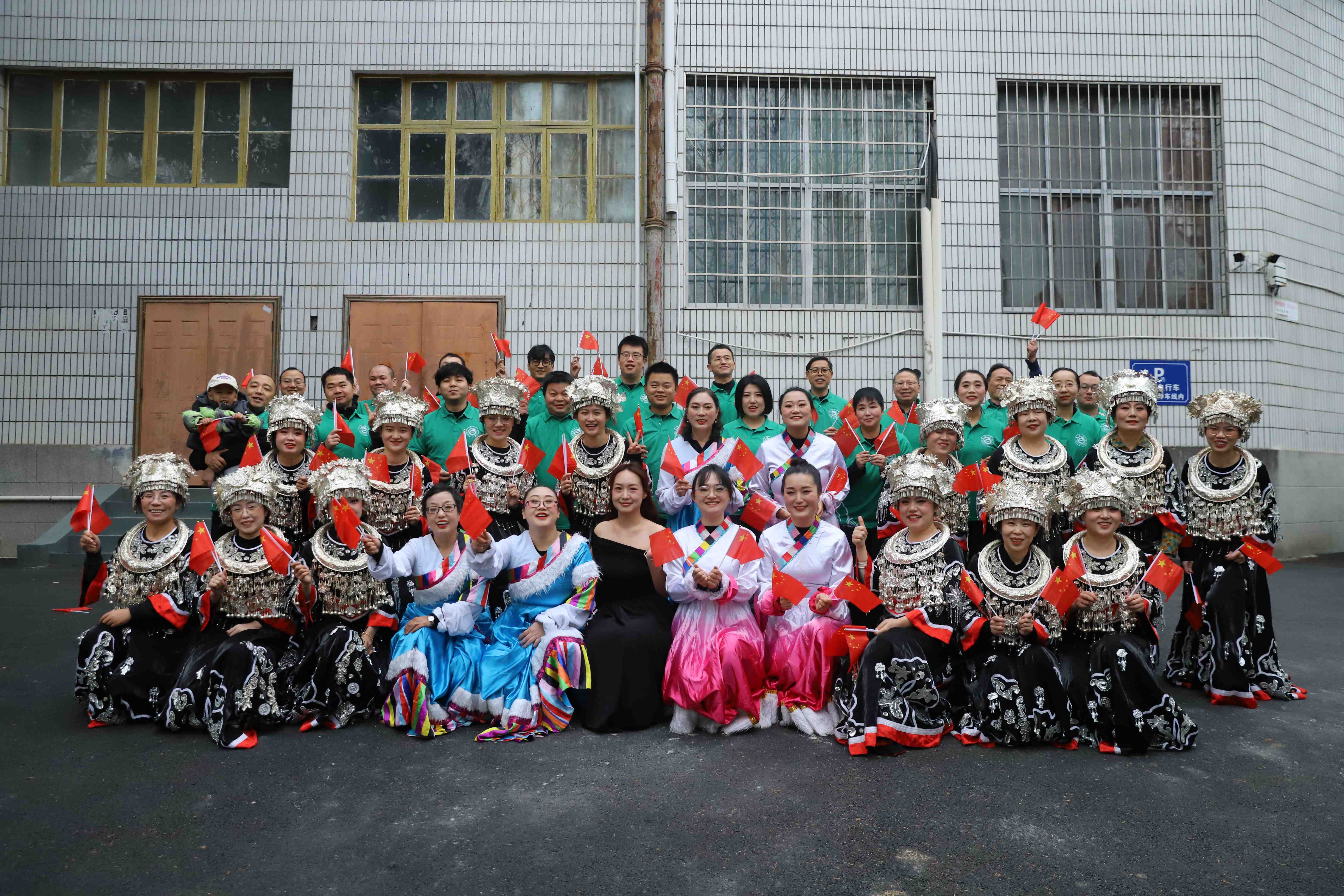 图为合照(2).JPG