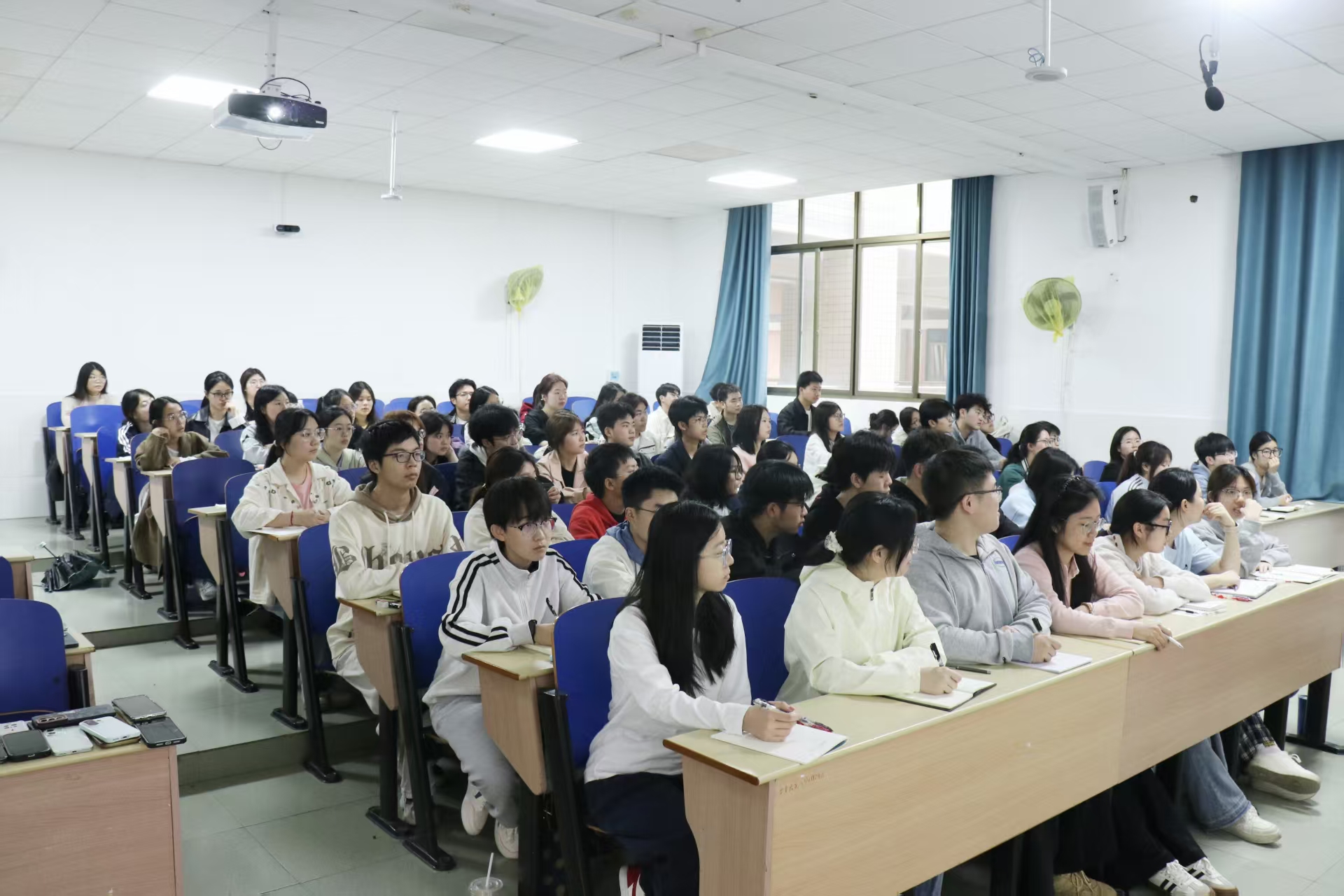 图为培训课.jpg